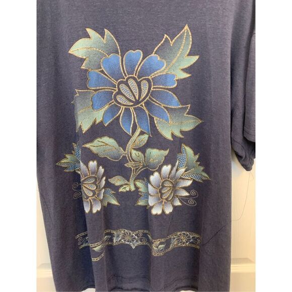 Vintage Floral Patterned Tshirt - Picture 2 of 6
